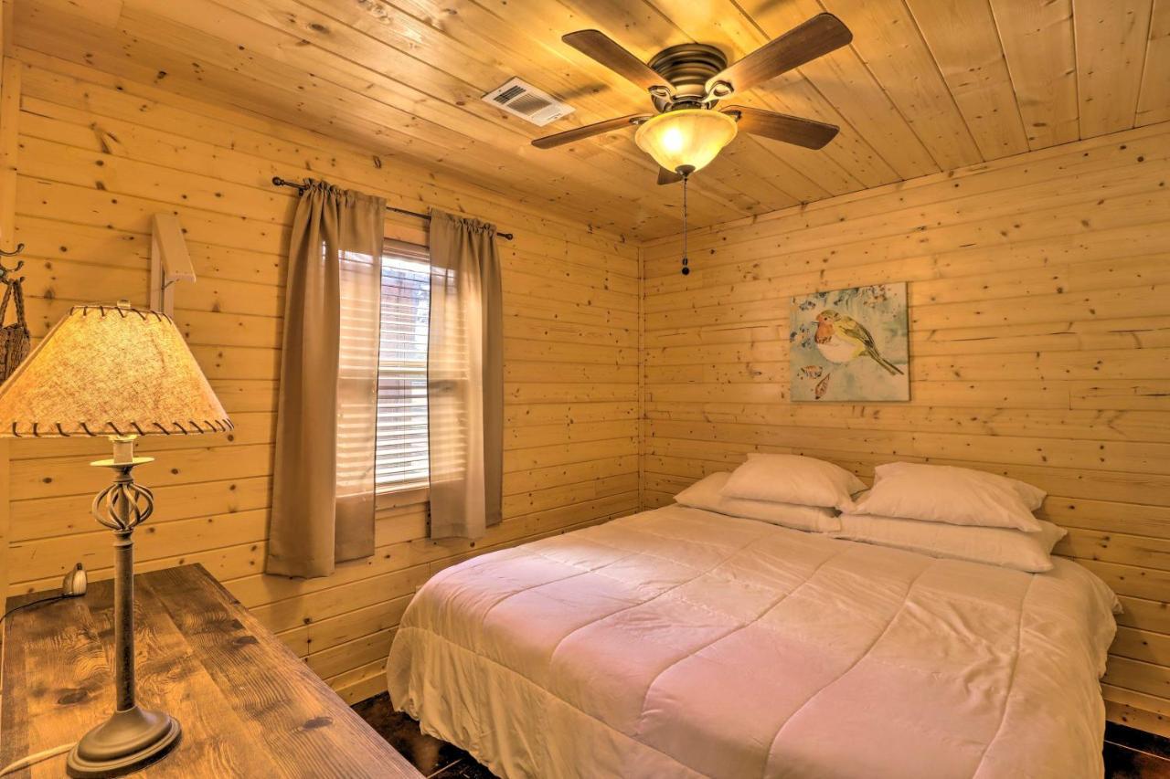 Heber Springs Cabin With Deck And River Views! Exteriör bild