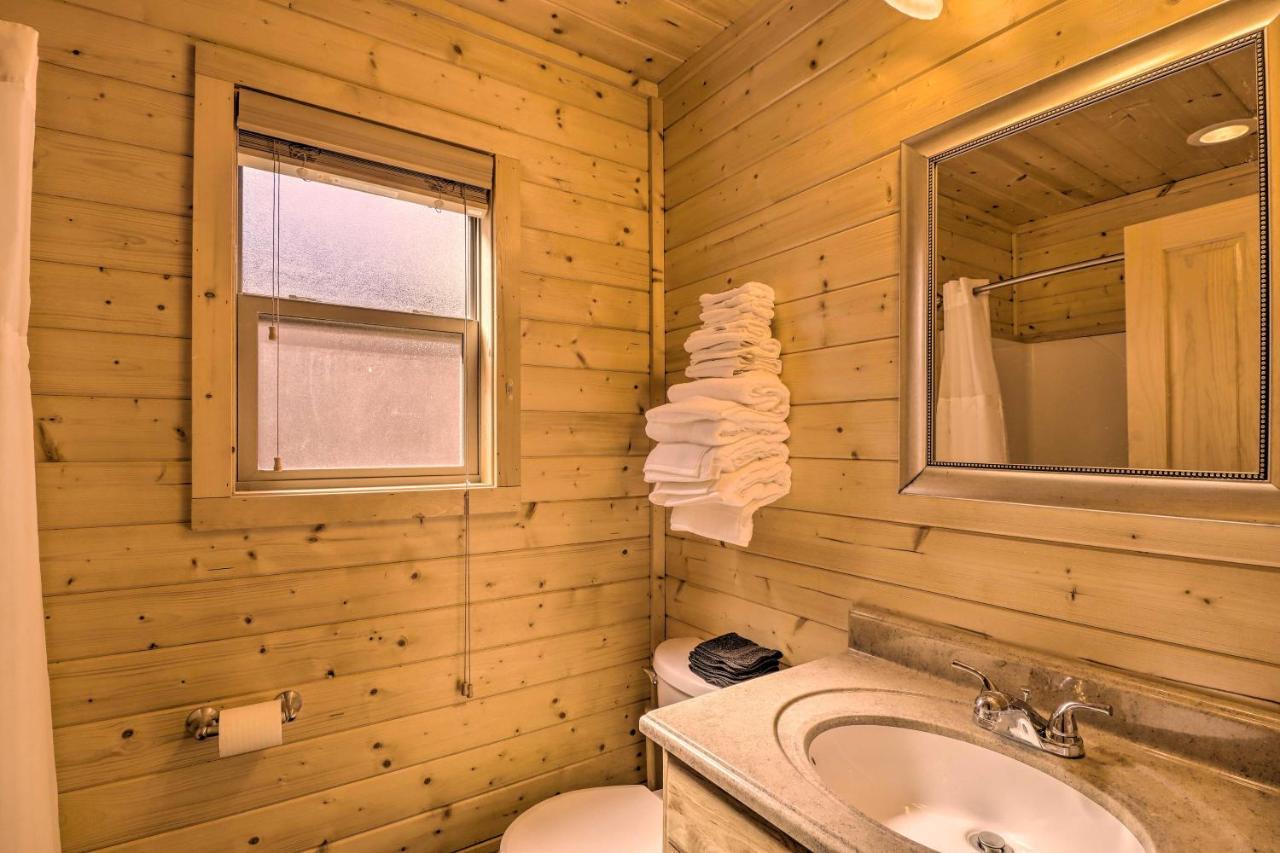 Heber Springs Cabin With Deck And River Views! Exteriör bild